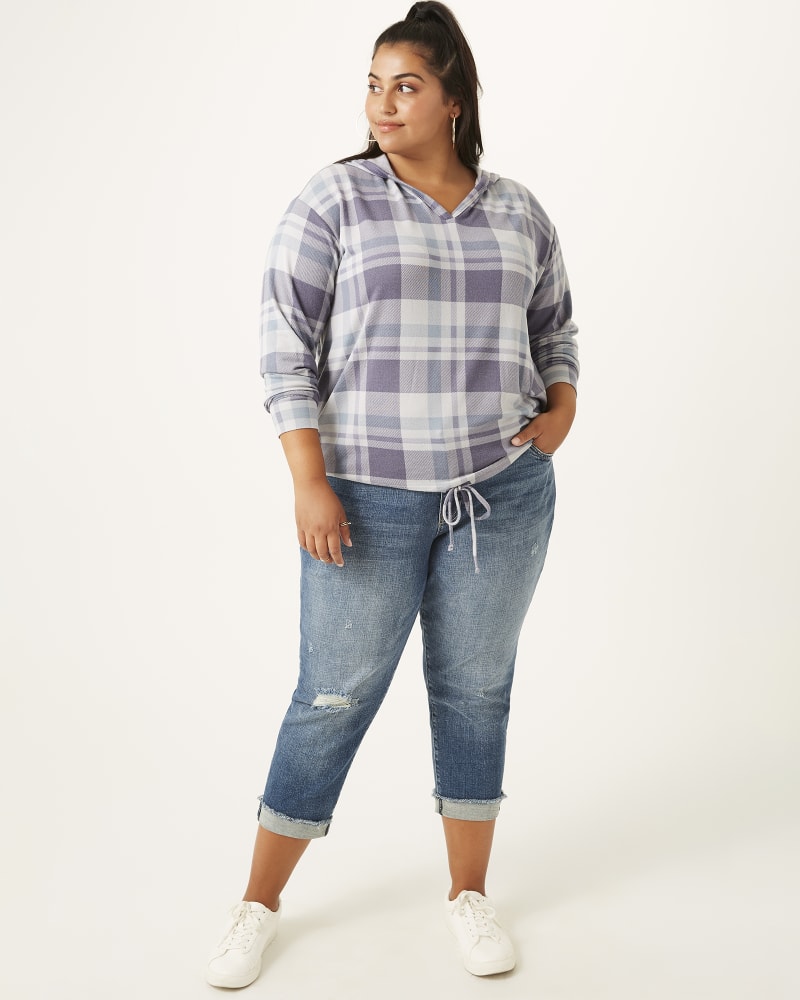 Plus size model with apple body shape wearing  by Meri Skye | Dia&Co | dia_product_style_image_id:164269